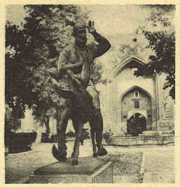 Памятник в Бухаре Ходжа Насреддин